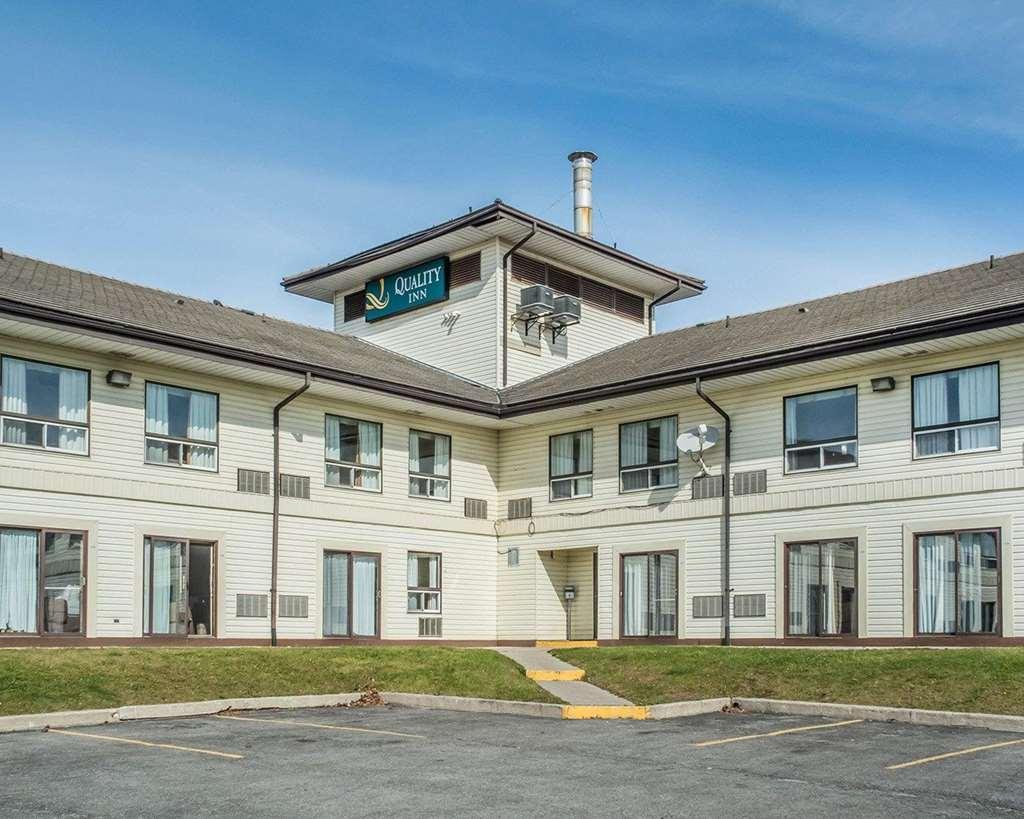 Days Inn By Wyndham Barrie Exterior foto